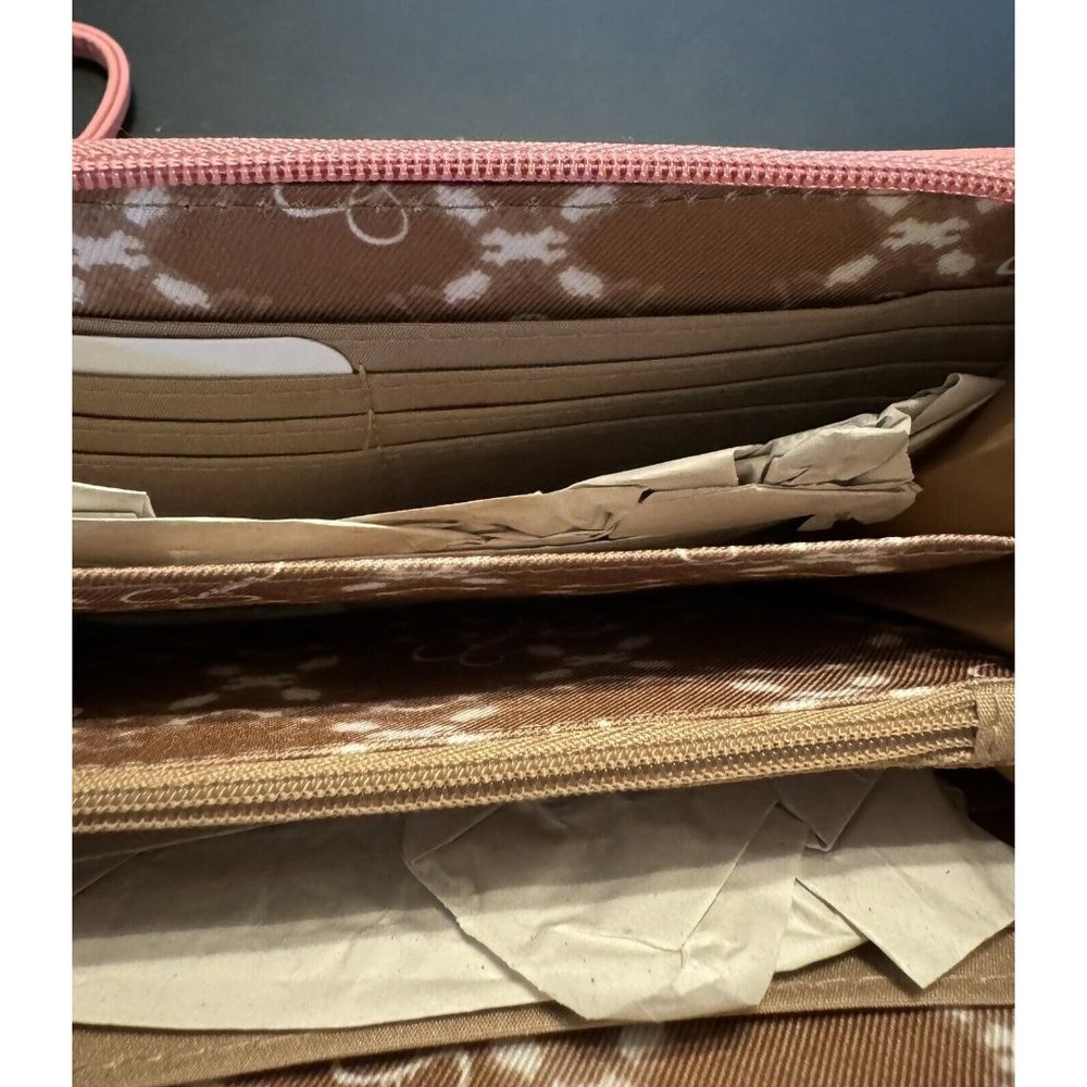 Jessica  Simpson Zelly  Wristlet Wallet